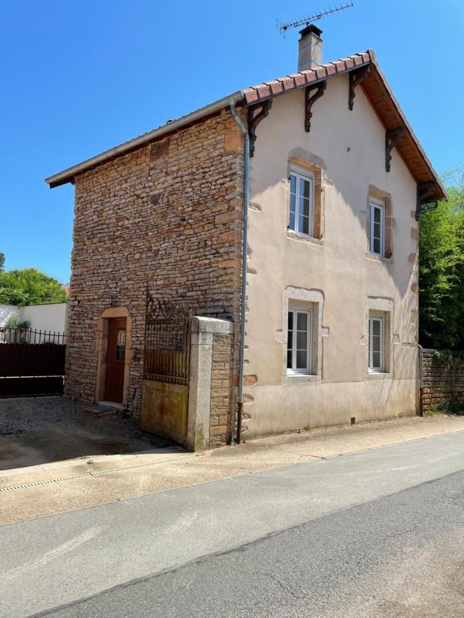 Gite De La Grenouillette Saint-Maurice-de-Satonnay Eksteriør bilde